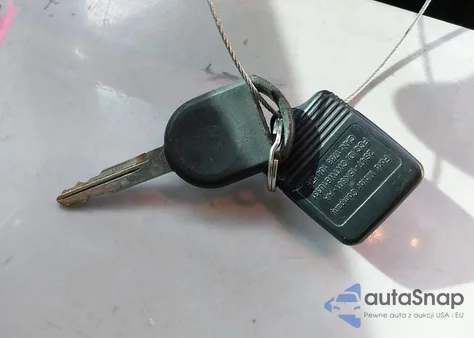 2005 Ford Five Hundred Sel from USA, damaged, VIN 1FAFP24105G168911